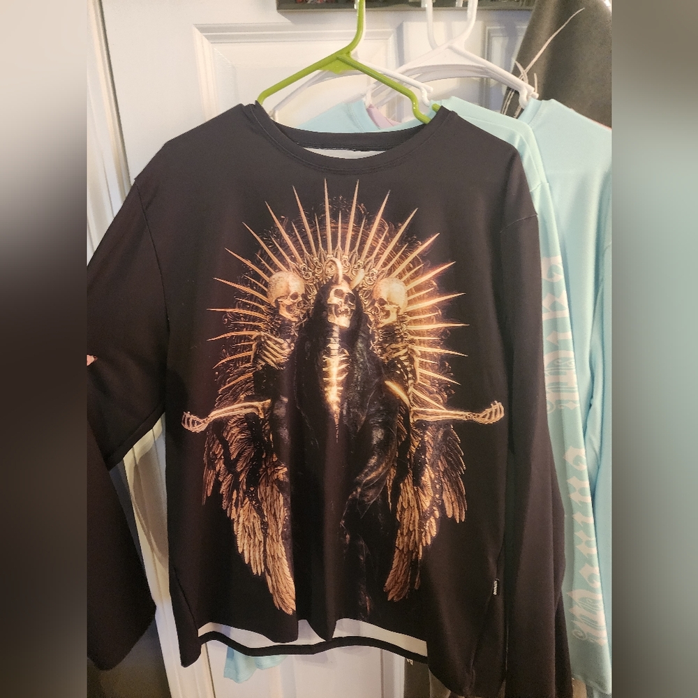 Black Graphic Long Sleeve Shirt